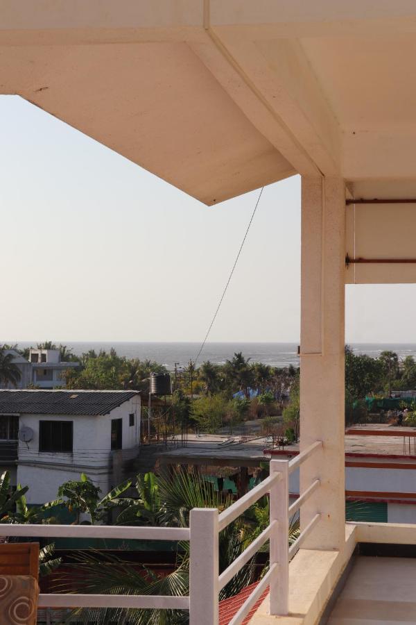 Hotel Sunshine Sea View Alībāg Zewnętrze zdjęcie